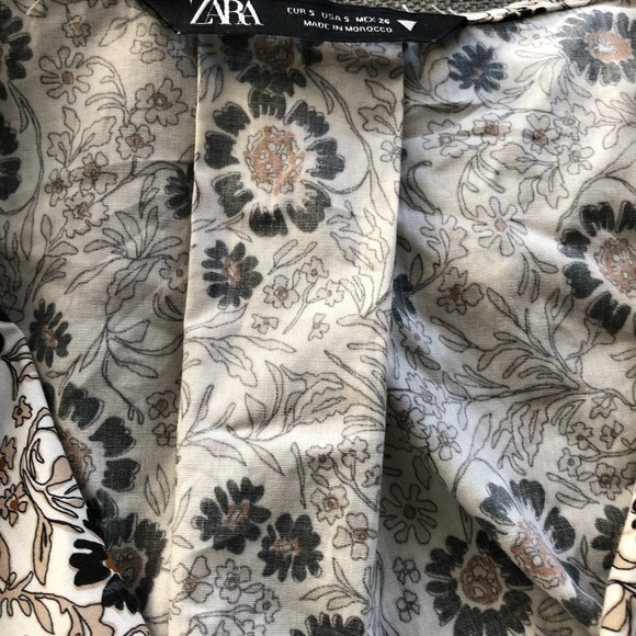 Zara blouse - Picture 3 of 3